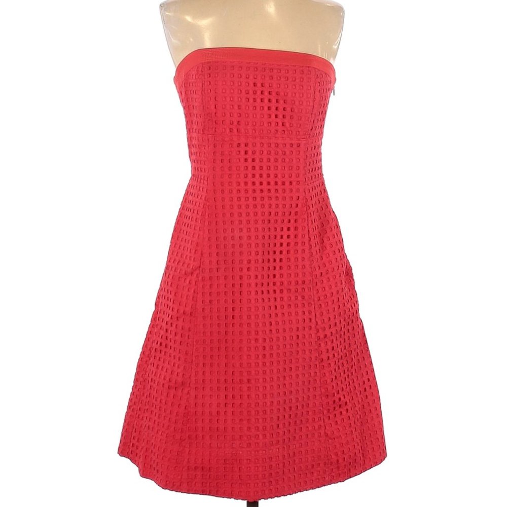 White House Black Market Eyelet Waffle Weave Strapless A-Line Dress Red Sz 2
